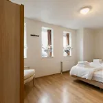 608s Two Bedroom Apartment, Terrace & Harbor View 海勒武特斯莱斯