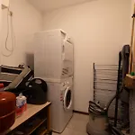 608s Two Bedroom Apartment, Terrace & Harbor View 公寓 海勒武特斯莱斯