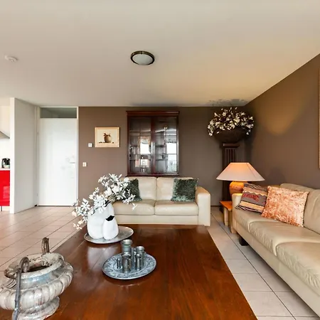 608s Two Bedroom Apartment, Terrace & Harbor View * 海勒武特斯莱斯