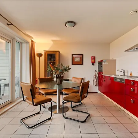 608s Two Bedroom Apartment, Terrace & Harbor View