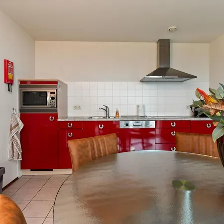 608s Two Bedroom Apartment, Terrace & Harbor View Appartement Hellevoetsluis