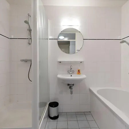 608s Two Bedroom Apartment, Terrace & Harbor View Appartement Hellevoetsluis